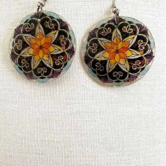 Flower circle earrings - Picture 1 of 9